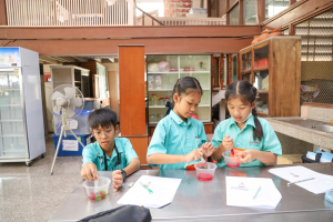 คณะวิทยาศาสตร์ฯ จับมือ โรงเรียนบรรจงรัตน์ จัดค่าย SMEP 2/2568 เสริมทักษะกระบวนการทางวิทยาศาสตร์ผ่านการเรียนรู้เชิงปฏิบัติการ