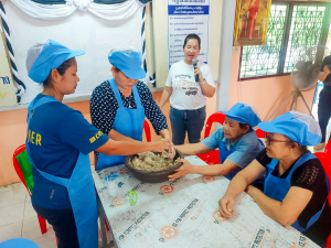 ศูนย์ส่งเสริมการจัดการศึกษาตามพระบรมราโชบาย น้อมนำศาสตร์พระราชาลงพื้นที่สิงห์บุรี จัดอบรมไข่เค็มใบเตยดินสอพอง เสริมสร้างอาชีพและเศรษฐกิจฐานรากอย่างยั่งยืน