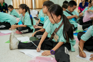 ศูนย์ภาษา จัดโครงการค่ายพัฒนาทักษะภาษาอังกฤษ เสริมสร้างสมรรถนะการสื่อสารแก่เยาวชนโรงเรียนอนุบาลเทศบาลตำบลเขาพระงาม