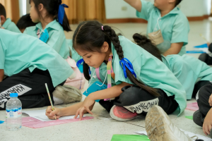 ศูนย์ภาษา จัดโครงการค่ายพัฒนาทักษะภาษาอังกฤษ เสริมสร้างสมรรถนะการสื่อสารแก่เยาวชนโรงเรียนอนุบาลเทศบาลตำบลเขาพระงาม