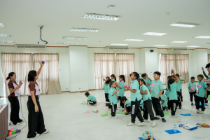 ศูนย์ภาษา จัดโครงการค่ายพัฒนาทักษะภาษาอังกฤษ เสริมสร้างสมรรถนะการสื่อสารแก่เยาวชนโรงเรียนอนุบาลเทศบาลตำบลเขาพระงาม