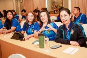 รร.สาธิต มรภ.เทพสตรี ยกระดับทักษะดิจิทัล จัดอบรม การประยุกต์ใช้ AI เพื่อพัฒนาการจัดการเรียนรู้ มุ่งเพิ่มประสิทธิภาพบุคลากร