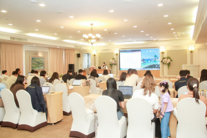 รร.สาธิต มรภ.เทพสตรี ยกระดับทักษะดิจิทัล จัดอบรม การประยุกต์ใช้ AI เพื่อพัฒนาการจัดการเรียนรู้ มุ่งเพิ่มประสิทธิภาพบุคลากร