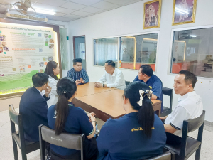 ผวจ.สิงห์บุรี ลงพื้นที่ ศูนย์ส่งเสริมการจัดการศึกษาตามพระบรมราโชบาย มรภ.เทพสตรี ชูโมเดลเรียนรู้จริง บูรณาการการศึกษา-ชุมชน สู่การพัฒนาที่ยั่งยืน