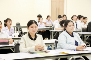 สาขาวิชาภาษาไทย คณะมนุษยศาสตร์ฯ ผนึกกำลังภาคีเครือข่าย จัดอบรมประชันกลอนสด วรรณศิลป์เทพสตรี มุ่งสืบสานและพัฒนานวัตกรรมการประพันธ์