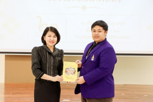 สาขาวิชาภาษาไทย คณะมนุษยศาสตร์ฯ ผนึกกำลังภาคีเครือข่าย จัดอบรมประชันกลอนสด วรรณศิลป์เทพสตรี มุ่งสืบสานและพัฒนานวัตกรรมการประพันธ์