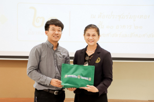สาขาวิชาภาษาไทย คณะมนุษยศาสตร์ฯ ผนึกกำลังภาคีเครือข่าย จัดอบรมประชันกลอนสด วรรณศิลป์เทพสตรี มุ่งสืบสานและพัฒนานวัตกรรมการประพันธ์