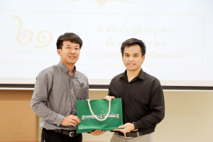 สาขาวิชาภาษาไทย คณะมนุษยศาสตร์ฯ ผนึกกำลังภาคีเครือข่าย จัดอบรมประชันกลอนสด วรรณศิลป์เทพสตรี มุ่งสืบสานและพัฒนานวัตกรรมการประพันธ์