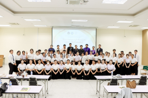 สาขาวิชาภาษาไทย คณะมนุษยศาสตร์ฯ ผนึกกำลังภาคีเครือข่าย จัดอบรมประชันกลอนสด วรรณศิลป์เทพสตรี มุ่งสืบสานและพัฒนานวัตกรรมการประพันธ์