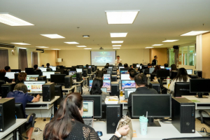 มรภ.เทพสตรี จัดอบรมการใช้เครื่องมือ AI กับการพัฒนาผลงานทางวิชาการ มุ่งยกระดับคณาจารย์สู่การจัดการศึกษาเพื่อพัฒนาท้องถิ่นที่ยั่งยืน