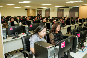 มรภ.เทพสตรี จัดอบรมการใช้เครื่องมือ AI กับการพัฒนาผลงานทางวิชาการ มุ่งยกระดับคณาจารย์สู่การจัดการศึกษาเพื่อพัฒนาท้องถิ่นที่ยั่งยืน