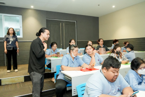 คณะเทคโนโลยีสารสนเทศ เปิดโครงการ เสริมเกราะดิจิทัล ป้องกันภัยออนไลน์ มุ่งสร้างทักษะความปลอดภัยทางเทคโนโลยีแก่เครือข่าย อสม.