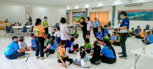 มรภ.เทพสตรี ลงพื้นที่สำนักงานเขตพื้นที่การศึกษาประถมศึกษาสระบุรี เขต 2 จัดค่าย Play and Learn เพลิน ๆ กับ TRU รุกยกระดับคุณภาพการศึกษาโรงเรียนขนาดเล็ก