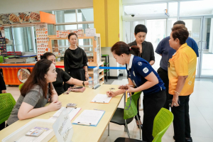 มรภ.เทพสตรี ผนึกกำลัง อาจารย์แห้ว จัดดูดวงการกุศล ยอดบริจาคพุ่งกว่า 2 แสนบาท! หนุ่ม กะลา - จ๊ะโอ๋ ร่วมปันน้ำใจมอบทุนการศึกษา 1 แสนบาท