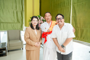 มรภ.เทพสตรี ผนึกกำลัง อาจารย์แห้ว จัดดูดวงการกุศล ยอดบริจาคพุ่งกว่า 2 แสนบาท! หนุ่ม กะลา - จ๊ะโอ๋ ร่วมปันน้ำใจมอบทุนการศึกษา 1 แสนบาท