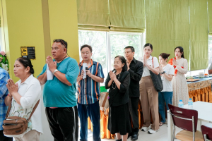 มรภ.เทพสตรี ผนึกกำลัง อาจารย์แห้ว จัดดูดวงการกุศล ยอดบริจาคพุ่งกว่า 2 แสนบาท! หนุ่ม กะลา - จ๊ะโอ๋ ร่วมปันน้ำใจมอบทุนการศึกษา 1 แสนบาท