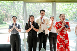 มรภ.เทพสตรี ผนึกกำลัง อาจารย์แห้ว จัดดูดวงการกุศล ยอดบริจาคพุ่งกว่า 2 แสนบาท! หนุ่ม กะลา - จ๊ะโอ๋ ร่วมปันน้ำใจมอบทุนการศึกษา 1 แสนบาท