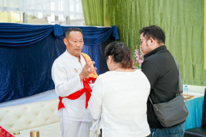 มรภ.เทพสตรี ผนึกกำลัง อาจารย์แห้ว จัดดูดวงการกุศล ยอดบริจาคพุ่งกว่า 2 แสนบาท! หนุ่ม กะลา - จ๊ะโอ๋ ร่วมปันน้ำใจมอบทุนการศึกษา 1 แสนบาท