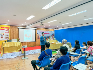 คณะวิทยาศาสตร์ฯ ขยายผลงานวิจัยสู่ชุมชน จัดอบรมแปรรูปสินค้าเกษตรปลอดภัย ชูเมนู ปลาส้มเสริมข้าวแดง และปลาส้มฟักเสริมข้าวแดง ยกระดับเศรษฐกิจฐานราก