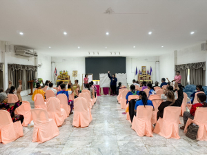 คณะมนุษยศาสตร์ฯ จัดอบรมการสร้างสรรค์ผ้าบาติกและผ้ามัดย้อม เสริมสร้างสุขภาวะและศักยภาพผู้สูงอายุอย่างยั่งยืน