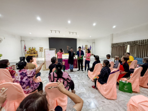 คณะมนุษยศาสตร์ฯ จัดอบรมการสร้างสรรค์ผ้าบาติกและผ้ามัดย้อม เสริมสร้างสุขภาวะและศักยภาพผู้สูงอายุอย่างยั่งยืน