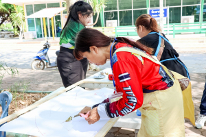 คณะมนุษยศาสตร์ฯ จัดอบรมการสร้างสรรค์ผ้าบาติกและผ้ามัดย้อม เสริมสร้างสุขภาวะและศักยภาพผู้สูงอายุอย่างยั่งยืน
