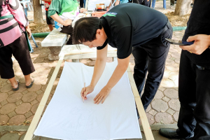 คณะมนุษยศาสตร์ฯ จัดอบรมการสร้างสรรค์ผ้าบาติกและผ้ามัดย้อม เสริมสร้างสุขภาวะและศักยภาพผู้สูงอายุอย่างยั่งยืน