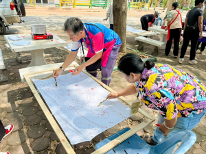 คณะมนุษยศาสตร์ฯ จัดอบรมการสร้างสรรค์ผ้าบาติกและผ้ามัดย้อม เสริมสร้างสุขภาวะและศักยภาพผู้สูงอายุอย่างยั่งยืน