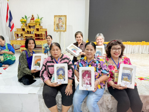 คณะมนุษยศาสตร์ฯ จัดอบรมการสร้างสรรค์ผ้าบาติกและผ้ามัดย้อม เสริมสร้างสุขภาวะและศักยภาพผู้สูงอายุอย่างยั่งยืน