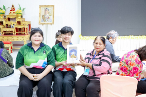 คณะมนุษยศาสตร์ฯ จัดอบรมการสร้างสรรค์ผ้าบาติกและผ้ามัดย้อม เสริมสร้างสุขภาวะและศักยภาพผู้สูงอายุอย่างยั่งยืน