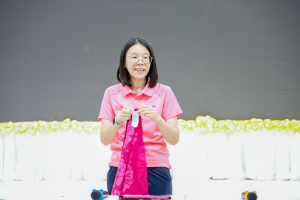 คณะมนุษยศาสตร์ฯ จัดอบรมการสร้างสรรค์ผ้าบาติกและผ้ามัดย้อม เสริมสร้างสุขภาวะและศักยภาพผู้สูงอายุอย่างยั่งยืน