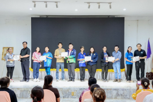 คณะมนุษยศาสตร์ฯ จัดอบรมการสร้างสรรค์ผ้าบาติกและผ้ามัดย้อม เสริมสร้างสุขภาวะและศักยภาพผู้สูงอายุอย่างยั่งยืน