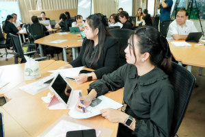 คณะเทคโนโลยีสารสนเทศ จัดอบรม AI ช่วยครู เสริมทักษะการสร้างสื่อและบริหารห้องเรียนยุคดิจิทัลแก่บุคลากรทางการศึกษาในจังหวัดลพบุรี