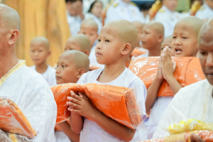 มรภ.เทพสตรี ร่วมพิธีบรรพชาอุปสมบทภาคฤดูร้อน เฉลิมพระเกียรติ สมเด็จพระกนิษฐาธิราชเจ้า กรมสมเด็จพระเทพรัตนราชสุดาฯ สยามบรมราชกุมารี