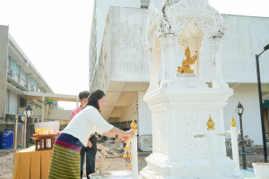มรภ.เทพสตรี จัดงานทำบุญกลางบ้าน 
