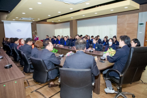 คณะครุศาสตร์ มรภ.เทพสตรี นำผู้บริหารและครู รร.สาธิต มรภ.เทพสตรี ศึกษาดูงาน รร.สาธิต 
