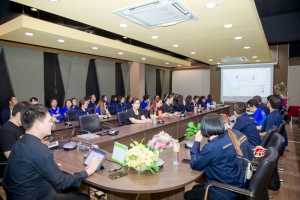 คณะครุศาสตร์ มรภ.เทพสตรี นำผู้บริหารและครู รร.สาธิต มรภ.เทพสตรี ศึกษาดูงาน รร.สาธิต 