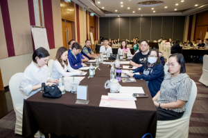 คณะครุศาสตร์ มรภ.เทพสตรี นำผู้บริหารและครู รร.สาธิต มรภ.เทพสตรี ศึกษาดูงาน รร.สาธิต 