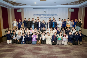 คณะครุศาสตร์ มรภ.เทพสตรี นำผู้บริหารและครู รร.สาธิต มรภ.เทพสตรี ศึกษาดูงาน รร.สาธิต 