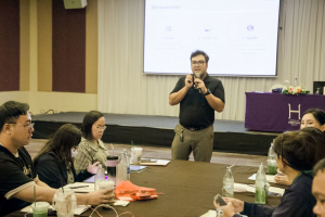 คณะครุศาสตร์ มรภ.เทพสตรี นำผู้บริหารและครู รร.สาธิต มรภ.เทพสตรี ศึกษาดูงาน รร.สาธิต 