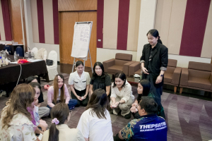 คณะครุศาสตร์ มรภ.เทพสตรี นำผู้บริหารและครู รร.สาธิต มรภ.เทพสตรี ศึกษาดูงาน รร.สาธิต 