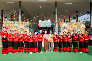 มรภ.เทพสตรี ผนึกกำลัง เทศบาลตำบลถนนใหญ่ จัดงานผู้สูงอายุ สืบสานวัฒนธรรมไทยพวน ชู 