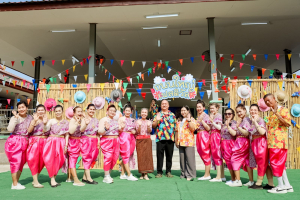 มรภ.เทพสตรี ผนึกกำลัง เทศบาลตำบลถนนใหญ่ จัดงานผู้สูงอายุ สืบสานวัฒนธรรมไทยพวน ชู 