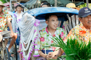 มรภ.เทพสตรี ร่วมงานประเพณีสงกรานต์ ถนนดินสอพอง ภายใต้แนวคิด ยลเสน่ห์สงกรานต์ หมู่บ้านดินสอพอง