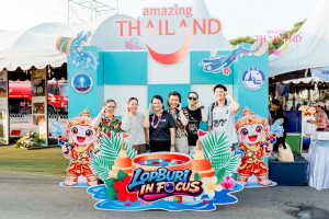 อธิการบดี มรภ.เทพสตรี นำผู้บริหาร และบุคลากร ร่วมพิธีเจริญพระพุทธมนต์ และร่วมเปิดงาน Lopburi Water Festival 2569 สืบสานประเพณีสงกรานต์