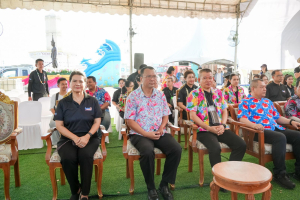 อธิการบดี มรภ.เทพสตรี นำผู้บริหาร และบุคลากร ร่วมพิธีเจริญพระพุทธมนต์ และร่วมเปิดงาน Lopburi Water Festival 2569 สืบสานประเพณีสงกรานต์