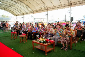 อธิการบดี มรภ.เทพสตรี นำผู้บริหาร และบุคลากร ร่วมพิธีเจริญพระพุทธมนต์ และร่วมเปิดงาน Lopburi Water Festival 2569 สืบสานประเพณีสงกรานต์