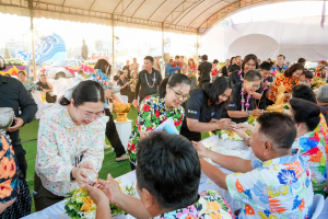 อธิการบดี มรภ.เทพสตรี นำผู้บริหาร และบุคลากร ร่วมพิธีเจริญพระพุทธมนต์ และร่วมเปิดงาน Lopburi Water Festival 2569 สืบสานประเพณีสงกรานต์