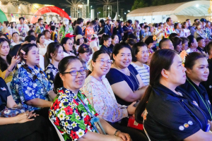 อธิการบดี มรภ.เทพสตรี นำผู้บริหาร และบุคลากร ร่วมพิธีเจริญพระพุทธมนต์ และร่วมเปิดงาน Lopburi Water Festival 2569 สืบสานประเพณีสงกรานต์