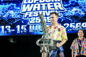 อธิการบดี มรภ.เทพสตรี นำผู้บริหาร และบุคลากร ร่วมพิธีเจริญพระพุทธมนต์ และร่วมเปิดงาน Lopburi Water Festival 2569 สืบสานประเพณีสงกรานต์